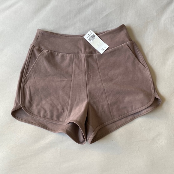 BNWT Abercrombie Soft Contour Shorts - Picture 1 of 3
